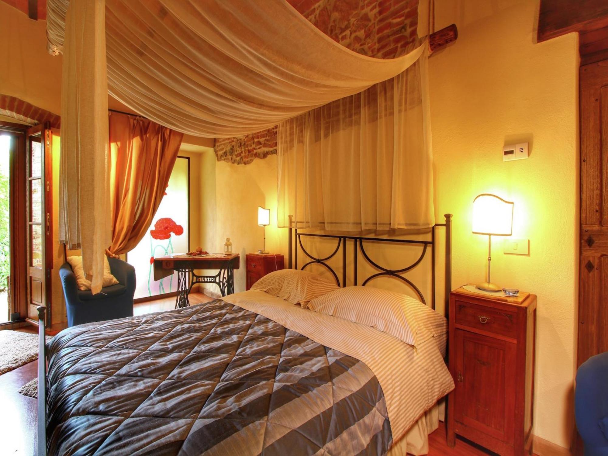 Well-Equipped Holiday Home In Ospedaletto Italy With Private Pool 皮恩扎 外观 照片